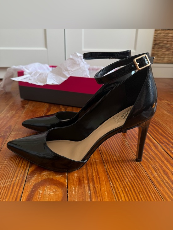 Vince Camuto Shoes - Vince Camuto Black Shoe Box with Pink Interior Trim